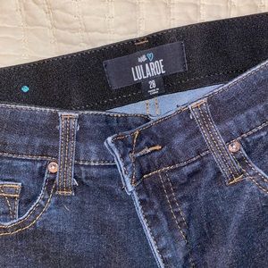 LulaRoe Dark Denim, Size 28 (women size 6-8), CUTE nearly new - worn 2x.
